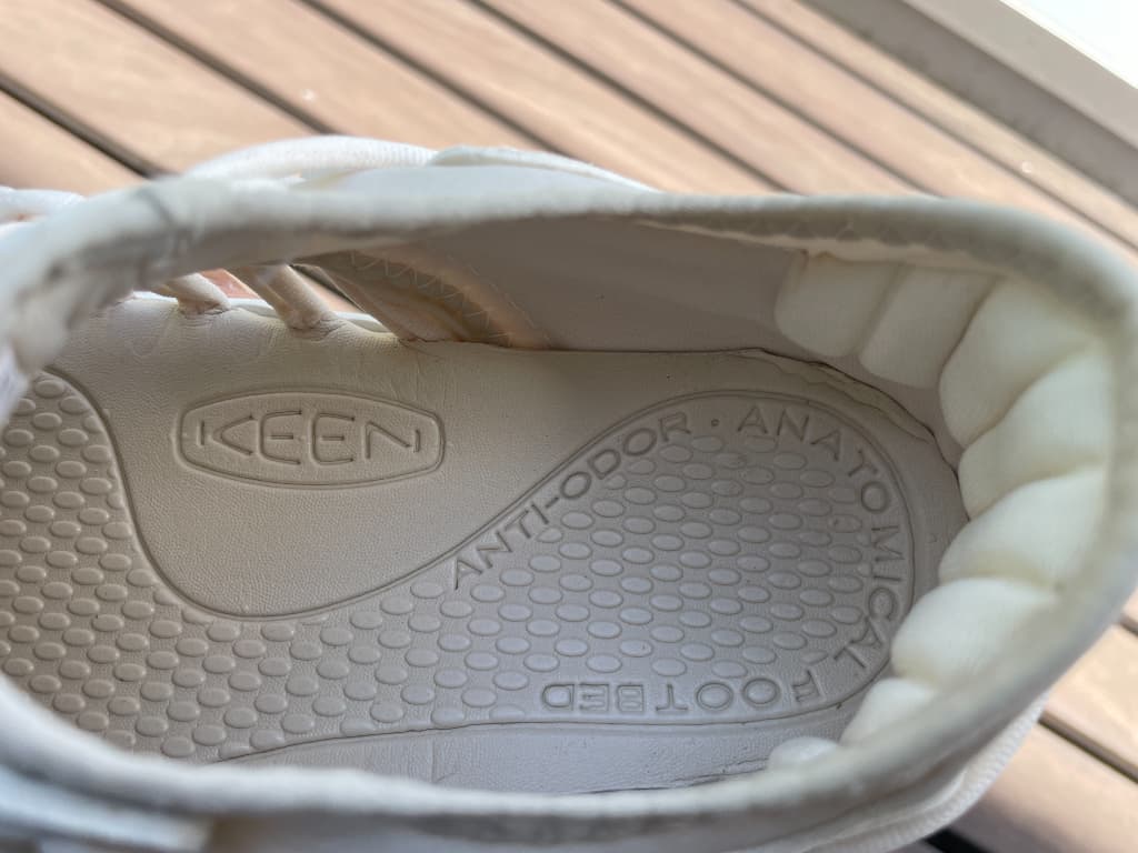 KEEN キーン UNEEK O3 ユニークオースリー